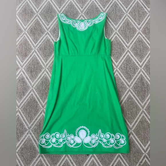 Lilly Pulitzer Delia green embroidered eyelet shift dress size 2 - Picture 5 of 9